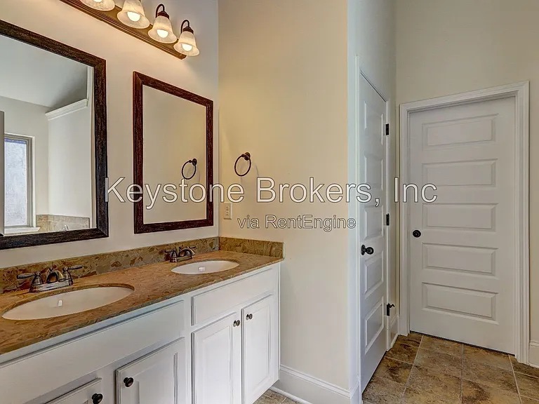 1216 Trophy Club Ave — Photo 18