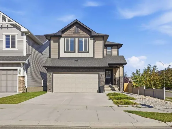 108 E Hillcrest Ave SW, Airdrie, AB T4B 4C8