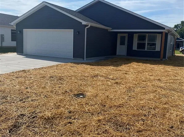 1215 Kincaid St, Bowling Green, MO 63334
