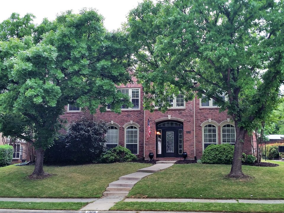 1st image of 1909 Haversham Dr