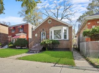 7511 S Parnell Ave, Chicago, IL