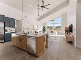 4380 E Sego Lily Cir, Kanab, UT 84741