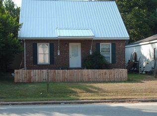 1129 Macon Rd, Perry, GA 31069