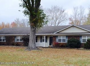 9450 Quail Rd, Olive Branch, MS 38654