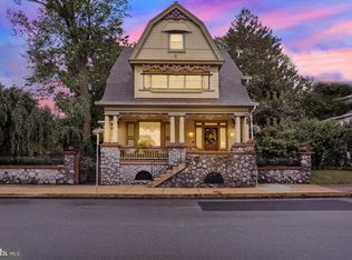 140 S Charlotte St, Manheim, PA 17545