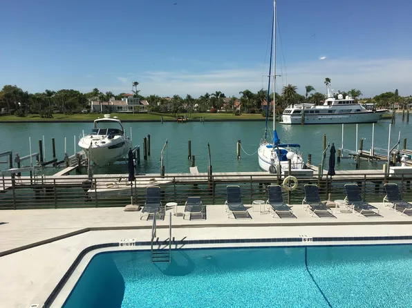 522 Pinellas Bayway S APT 106, Tierra Verde, FL 33715