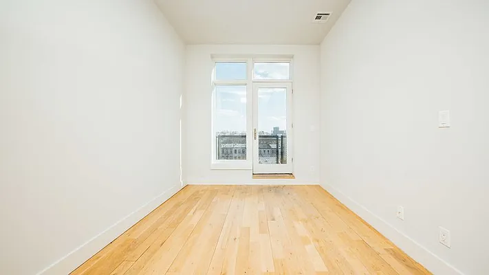 Rented by Nooklyn NYC LLC | media 39