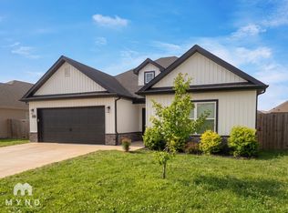 1150 Sunshine Ct, Centerton, AR 72719