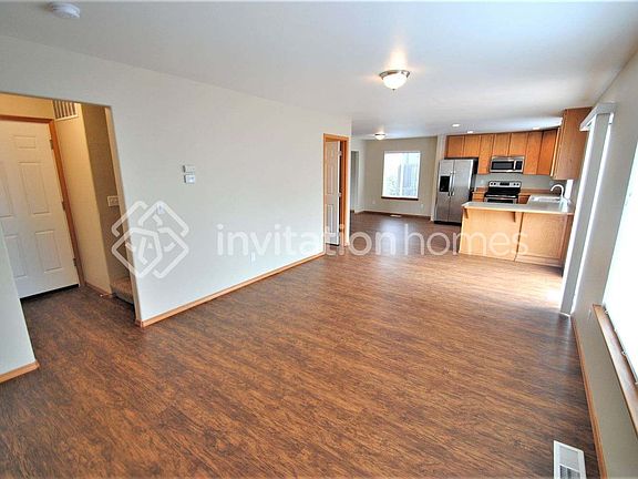 5th image of 11108 18th St SE