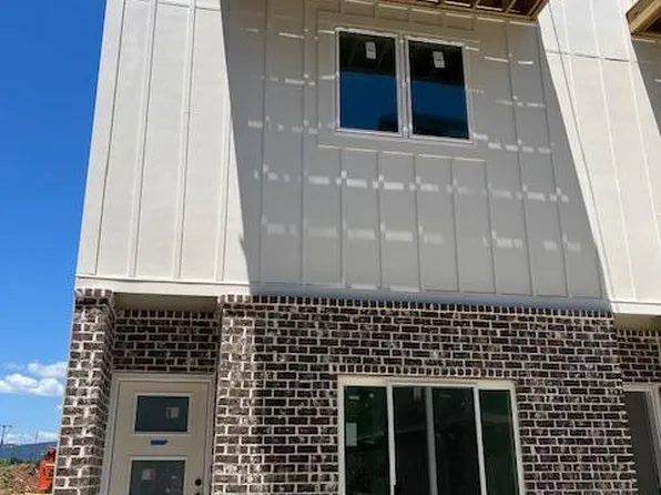 959 Montague Pl, Chattanooga, TN 37408