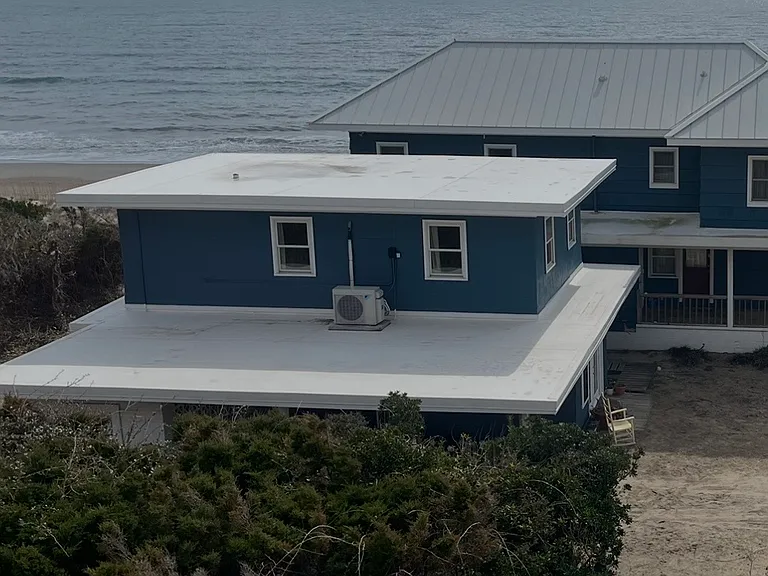 115 Hoffman Beach Rd — Photo 1
