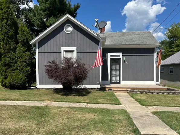 413 E Baldwin St, Blanchester, OH 45107