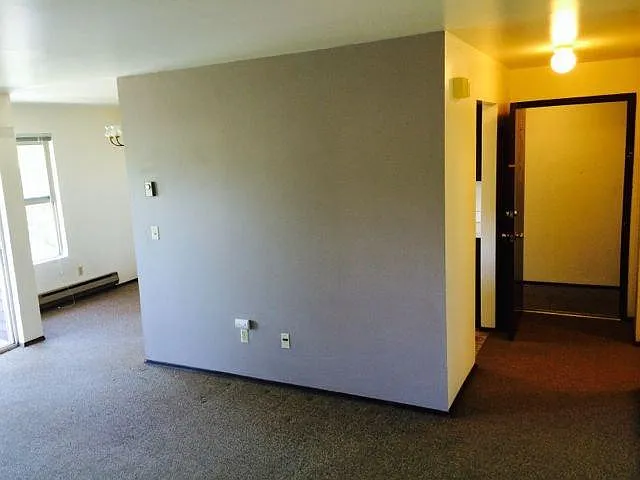 3201 NE 120th St — Photo 3