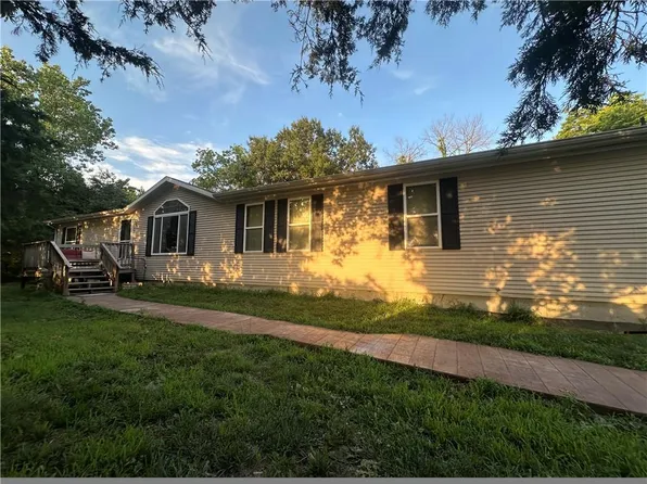 12550 Drift Ave, Sweet Springs, MO 65351