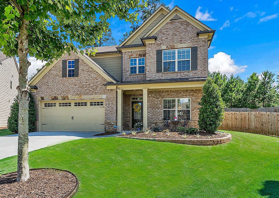 1st image of 965 Crescent Ridge Dr