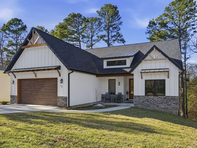 145 Nathan Drive, Hollister, MO, 65672