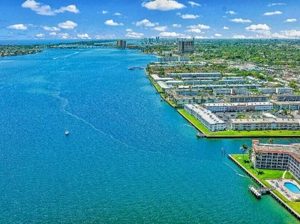 100 Paradise Harbour Boulevard #212, North Palm Beach, FL 33408