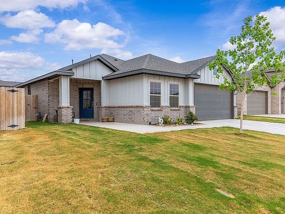 3rd image of 6808 Cape Dyer Ln
