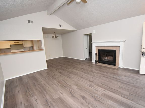 4th image of 1126 Orchard Park Cir