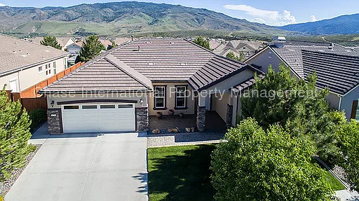 9170 Heritage Ridge Ct photo 1