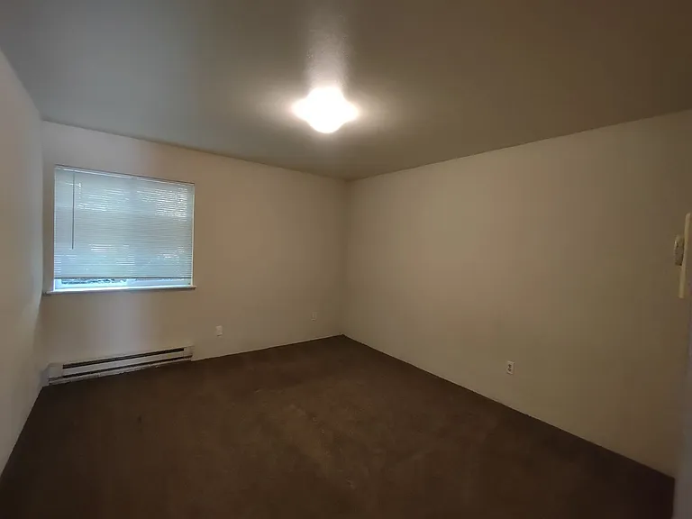 601 Sunset Ave NE #A — Photo 7