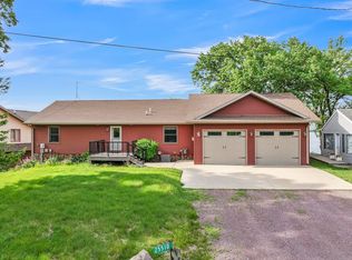 25510 Pasture Rd, Spirit Lake, IA 51360