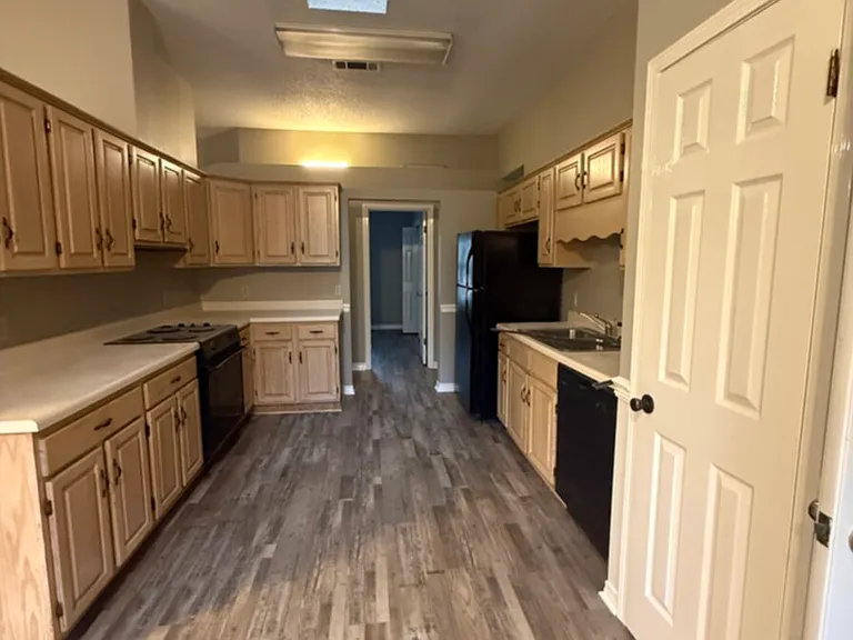 4571 Baybrook Dr — Photo 21