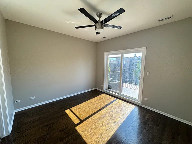 6332 S Ingleside Ave #3 — Photo 15