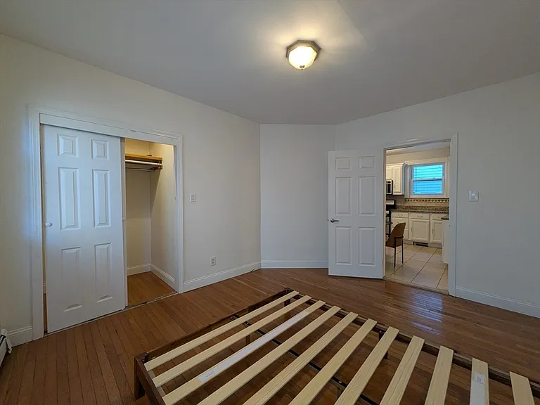 182 Green St #2 — Photo 11