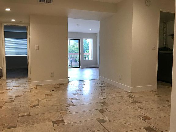 4th image of 345 N Jackson St APT 209