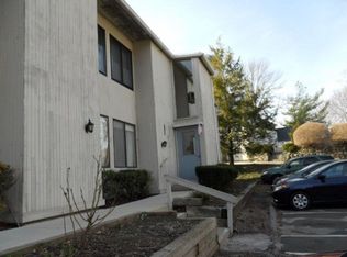 12 Cook Close, Ridgefield, CT 06877