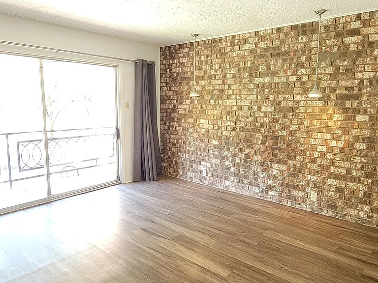 1400 Fairway Ter #22 — Photo 21