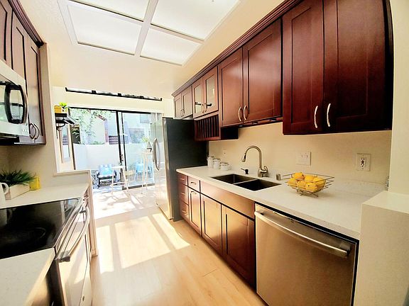 5th image of 530 Shorebird Cir Unit 7105