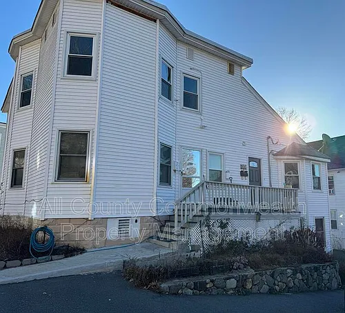 202 Wilson St Photo 1