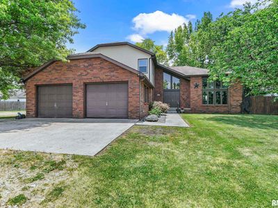 201 W Ellis St, New Berlin, IL, 62670