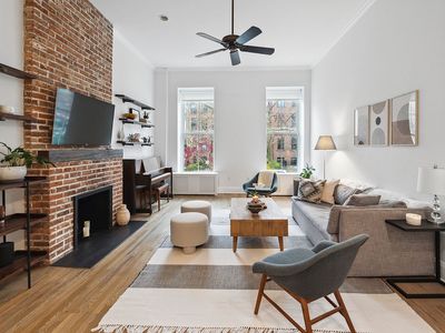 117 1st Pl APT 2, Brooklyn, NY, 11231