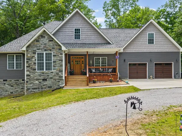617 Icy Cove Trl, Monterey, TN 38574