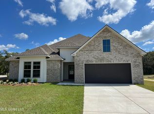 10091 Patrick Dr, Gulfport, MS 39503