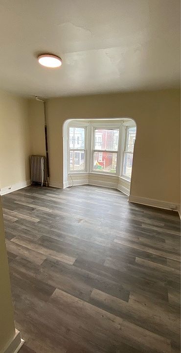 1st image of 144 W Jackson St #D
