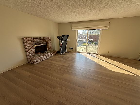 3rd image of 3282 Michael Dr