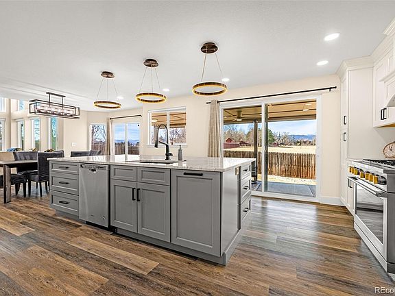 5th image of 8233 Xenophon Court