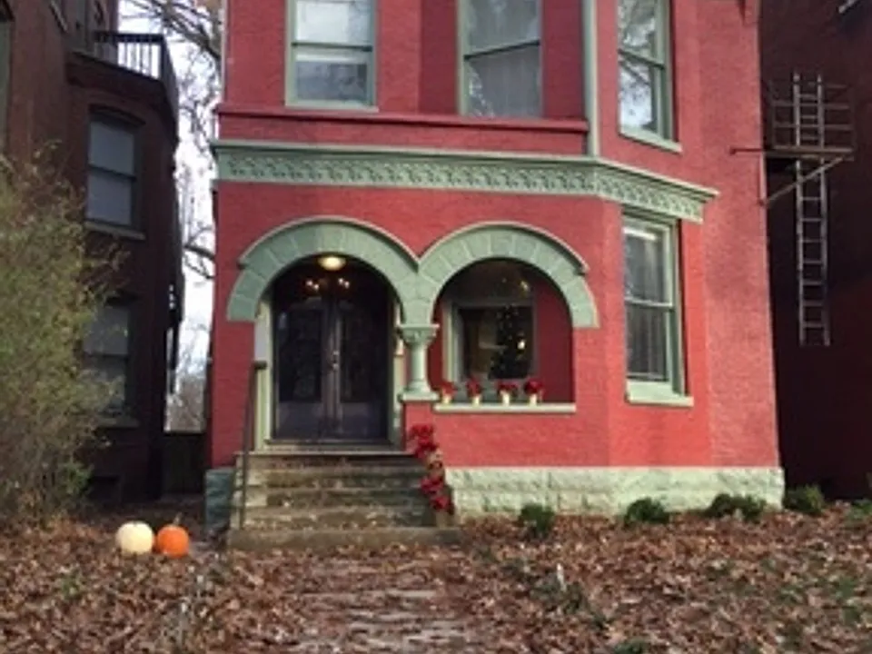 1241-B S 1st