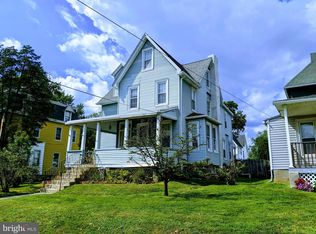845 10th Ave, Prospect Park, PA 19076