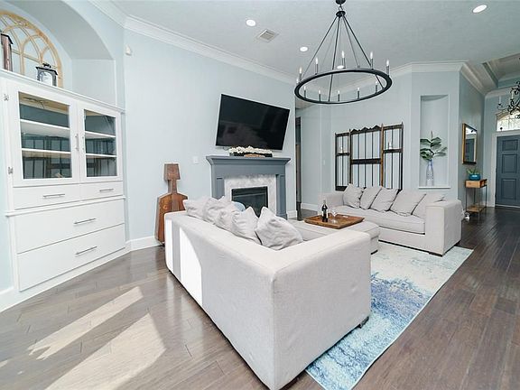 5th image of 4529 Williamhurst Ln
