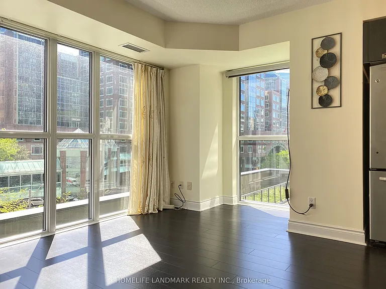 28 Ted Rogers Way #412 — Photo 15