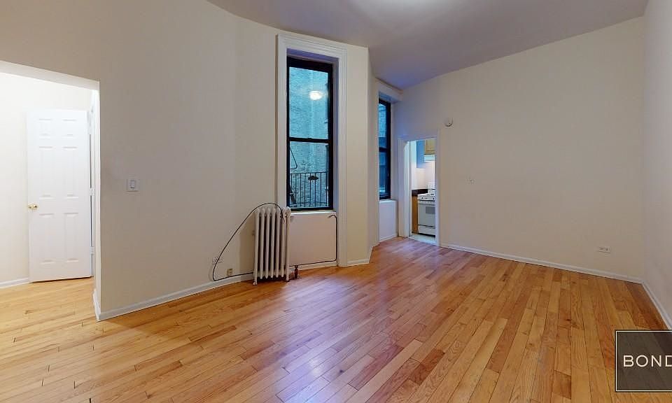 1st image of 523 W 187th St APT 1D