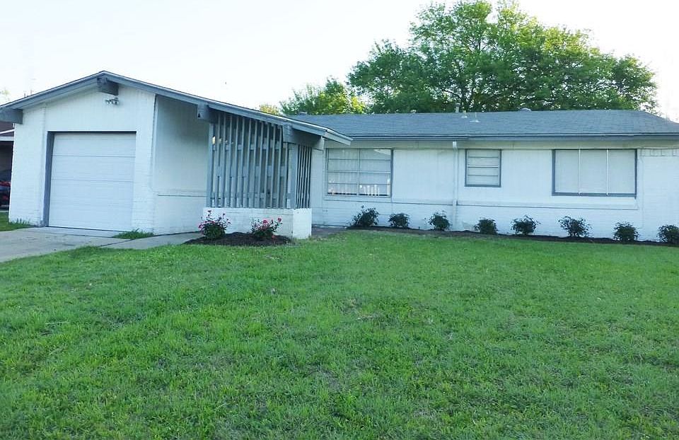 2914 W Rochelle Rd, Irving, TX 75062 Zillow