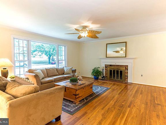 4th image of 642 Kensington Ave