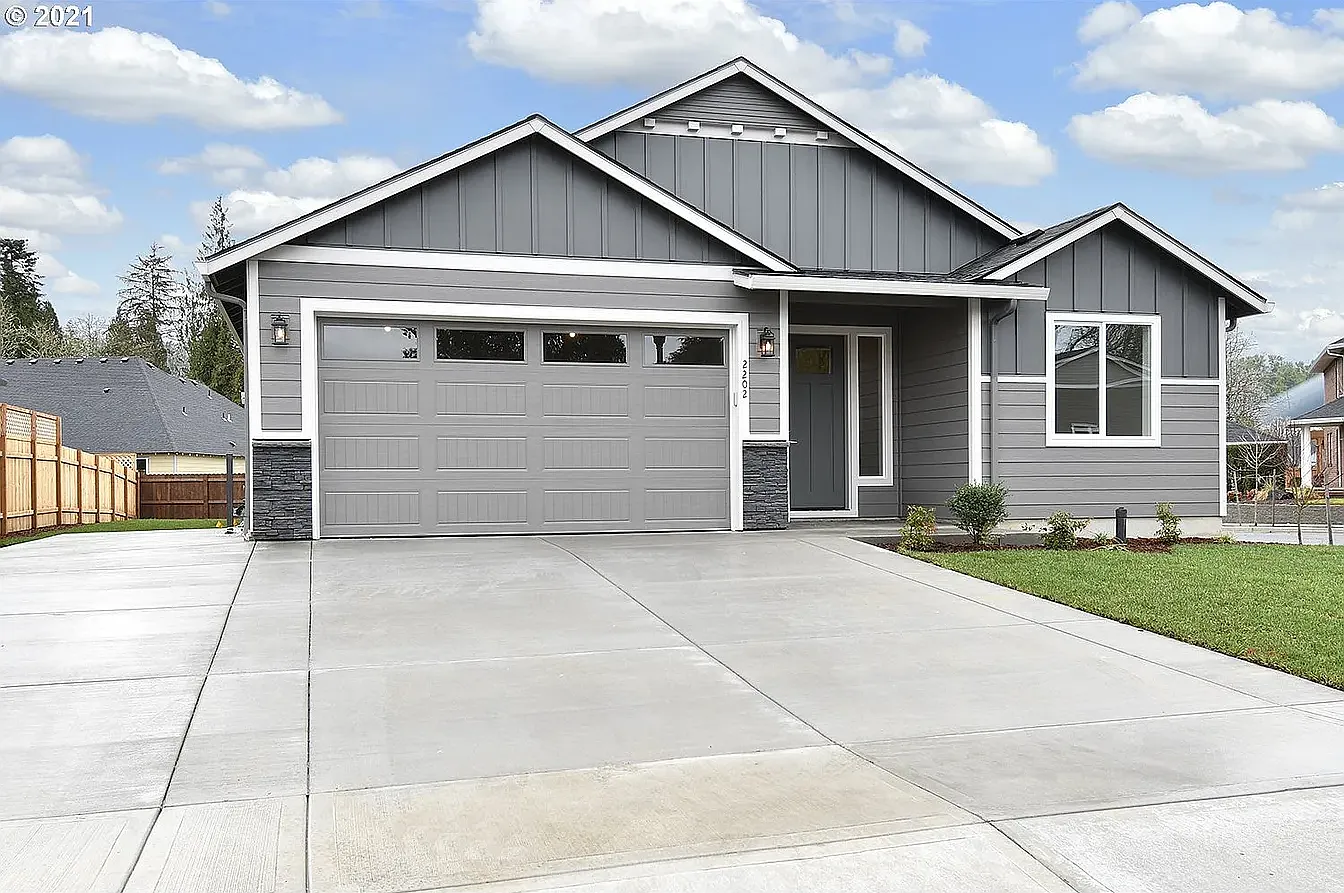 3 bed, 1616 sqft, $2,775 — Photo 1