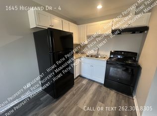 1645 Highland Dr #4, Grafton, WI 53024